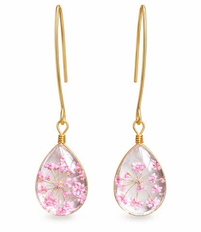 Gouden Oorbellen met Roze Bloemen – Glazen Druppelhangers