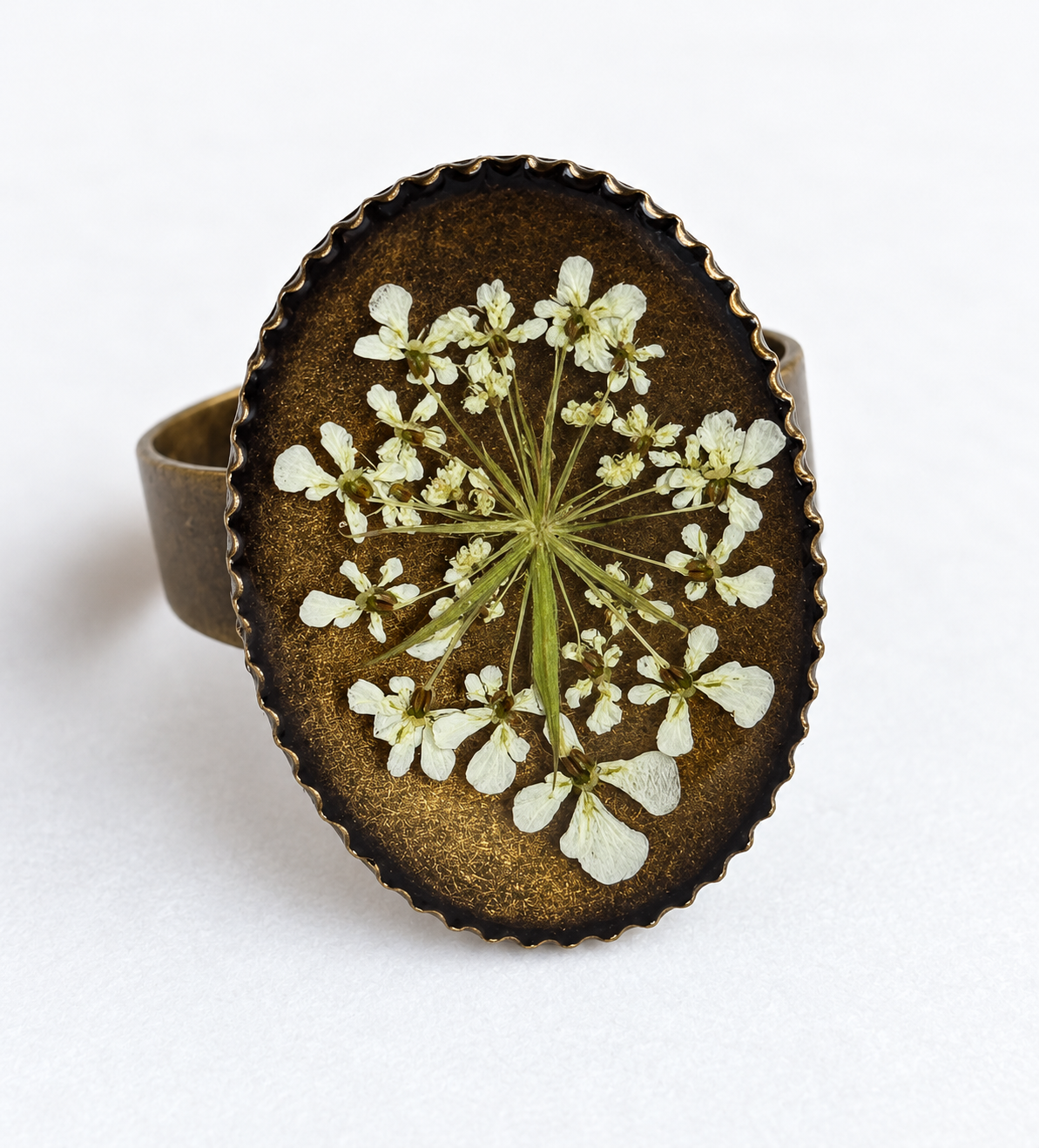 Vintage ring met echte droogbloemen -verstelbaar