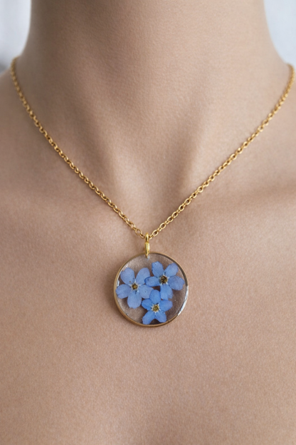 Forget me not necklace